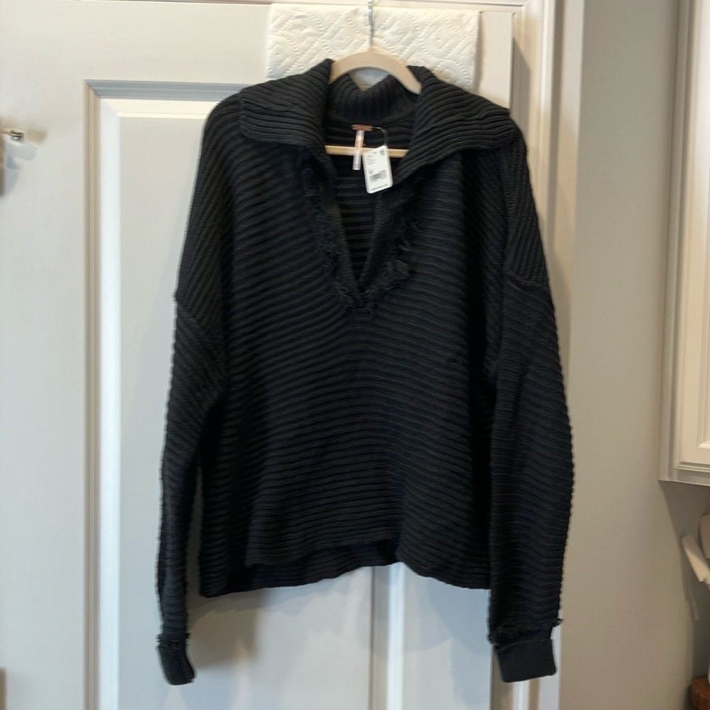 Free People pullover V-Neck Sweater